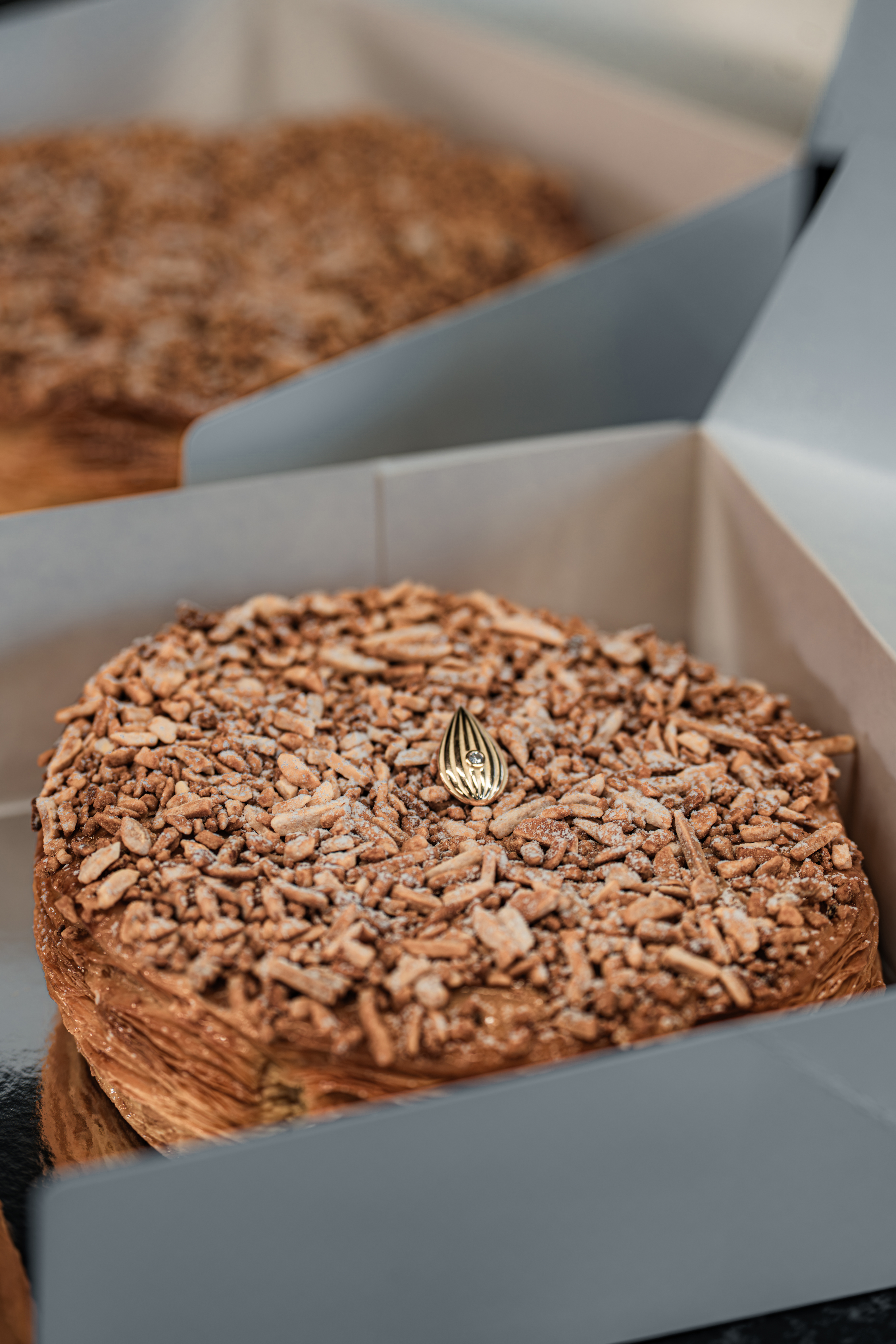 Guillaume Bichet x The Swiss Collector: A Gourmet and Precious King Cake